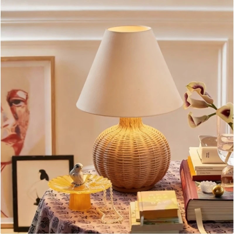 Lampe de table en rotin vintag - Outdoor Furniture Sale avis et prix